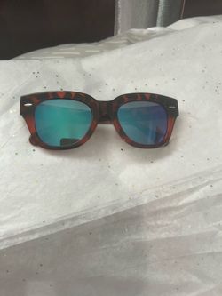 $12 bonitos