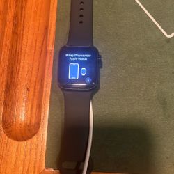 Apple watch SE 2nd Gen GPS + CELLULAR