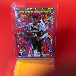 Giannis Antetokounmpo 2025 Topps Milwaukee Bucks