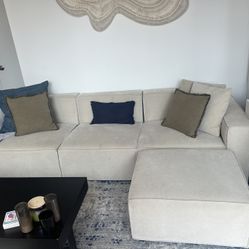 Acanva Sectional