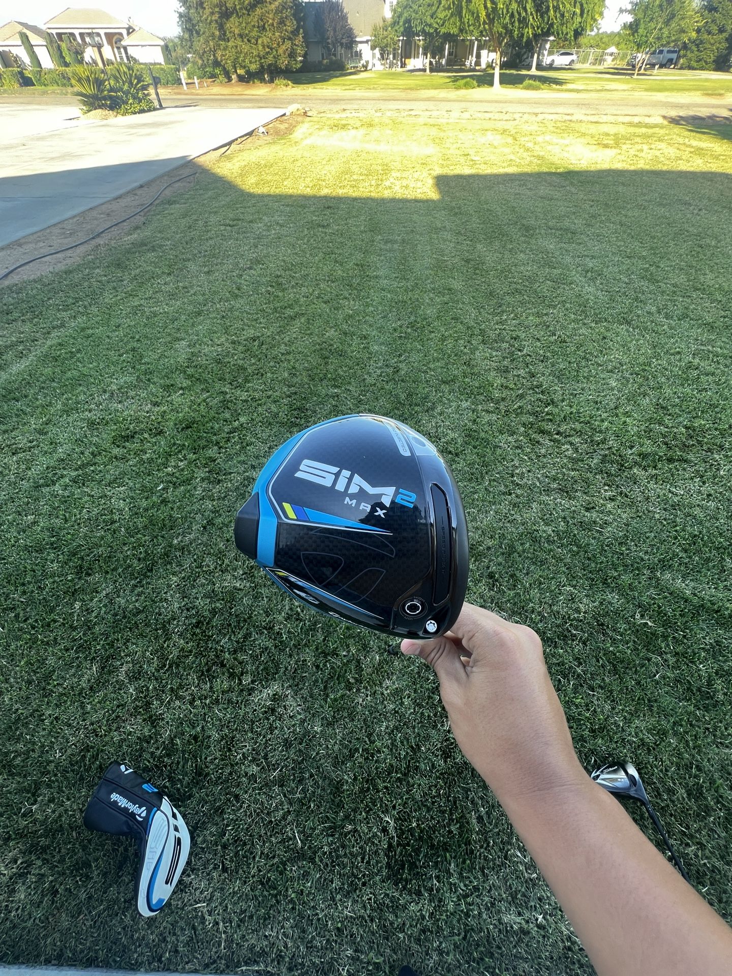 Taylormade Sim 2max Driver