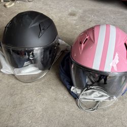 His And Hers Medium And Large Bilt Motorcycle Helmets 
