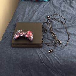 PS4 w controller 