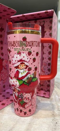 Stanley Strawberry Shortcake Quencher H2.0 Tumbler 40oz