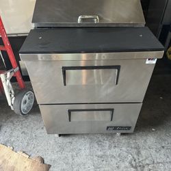 True 27 Inch Sand Unit With Drawers