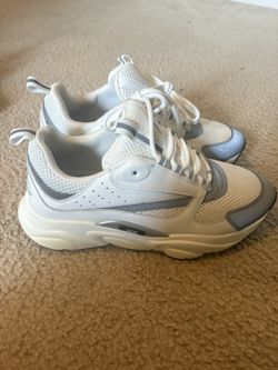 Dior B22 Size 9 ( No Soles)