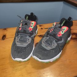 Nike React 