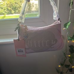 Juicy Wristlet