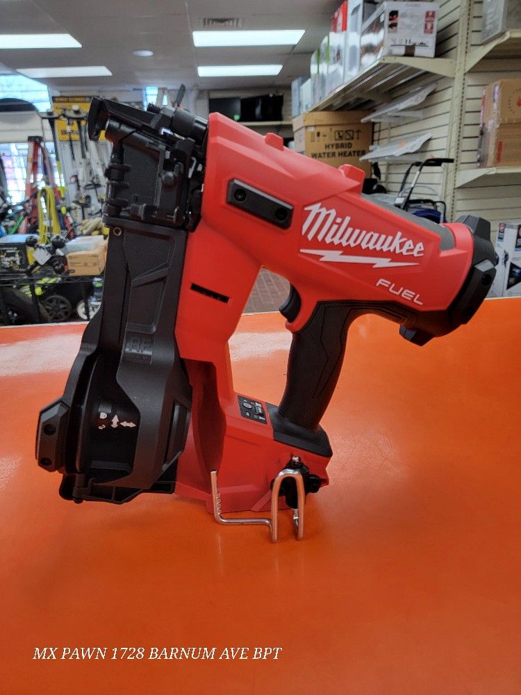 Milwaukee 2909-20 Coil Roofing Nailer