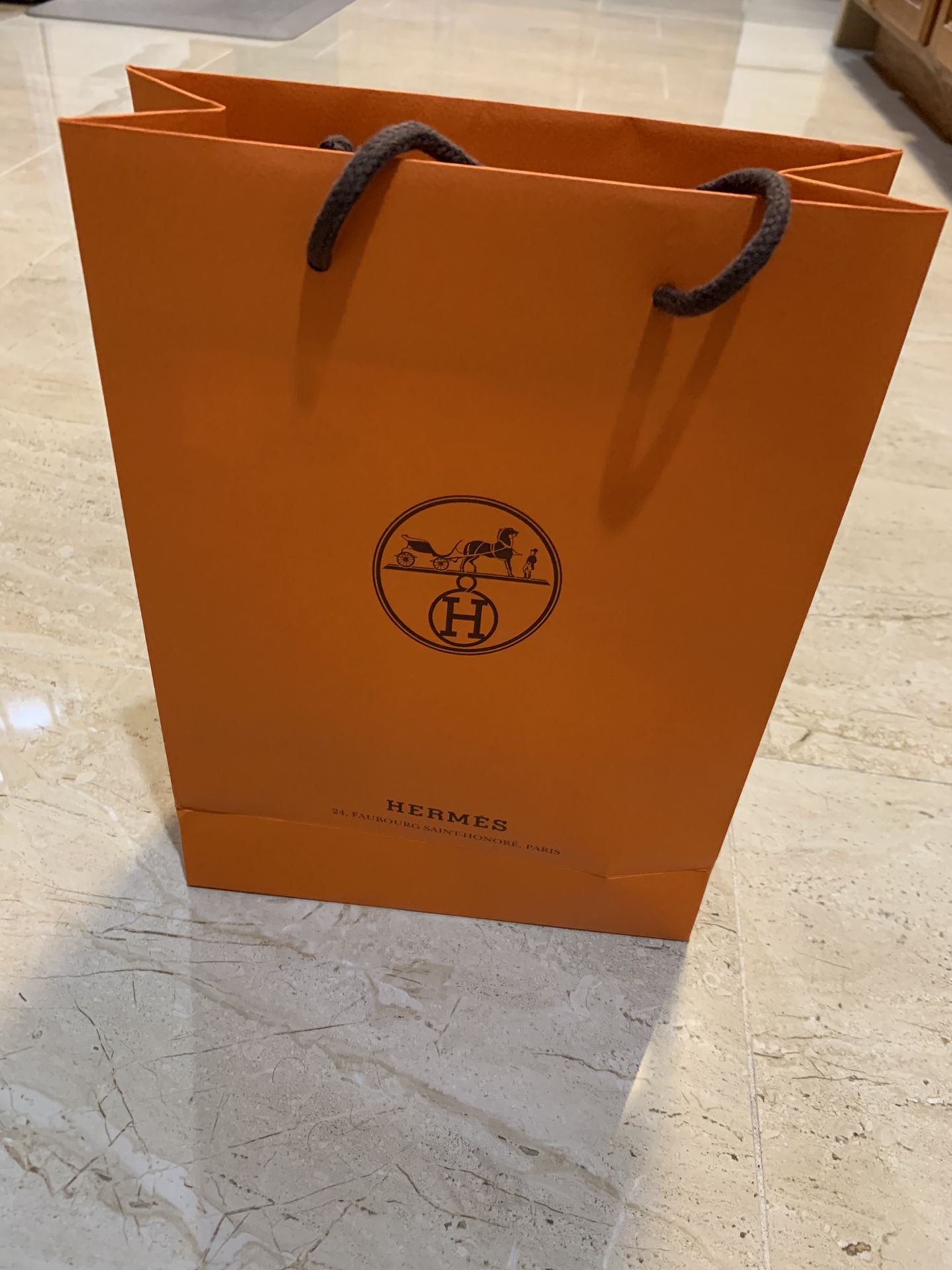 Authentic Hermès shopping bag