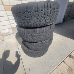 FALKEN WILDPEAK P285 70R17