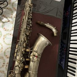 Saxophone Conn Chuberry