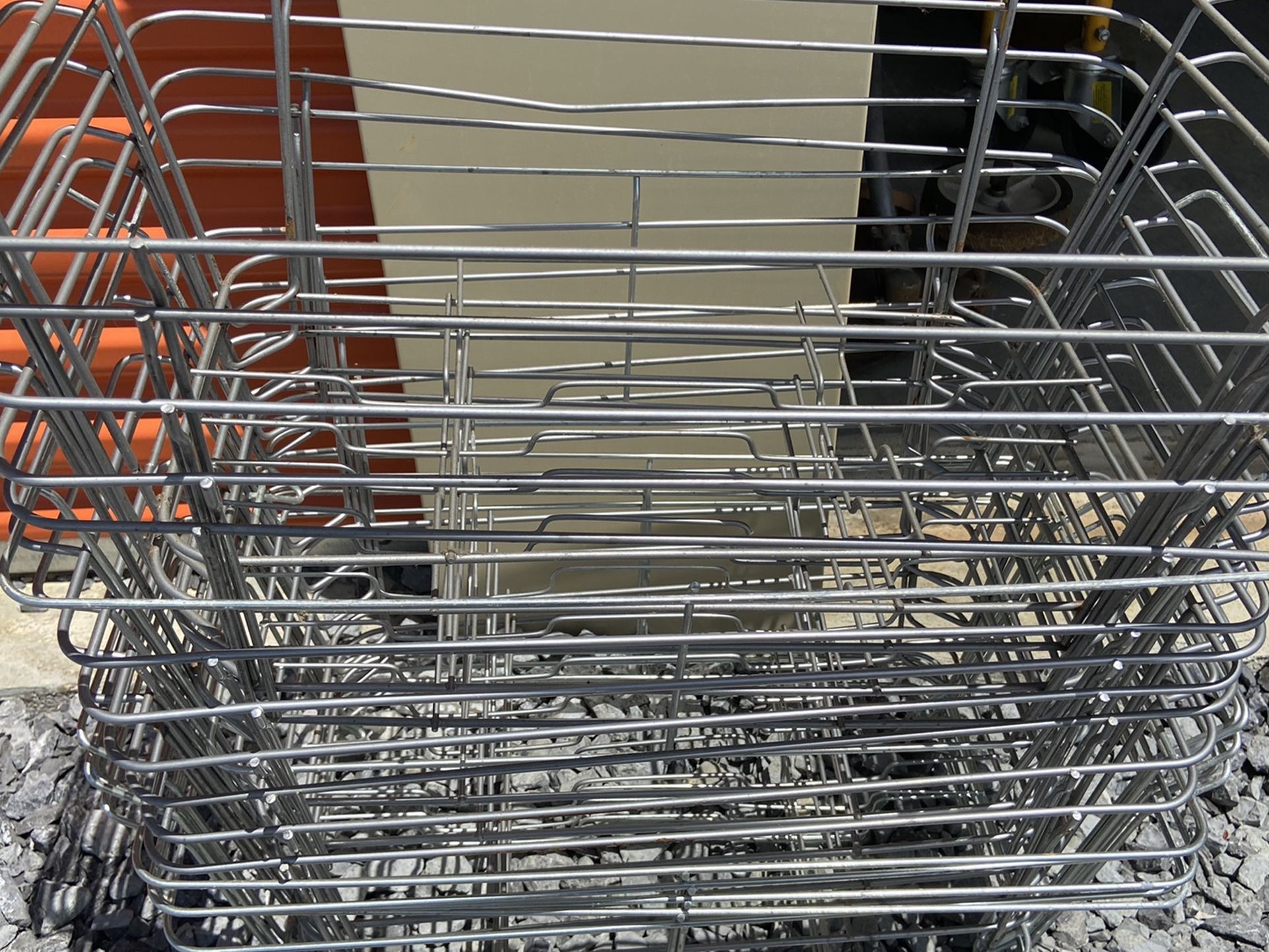 Chafing pan holders