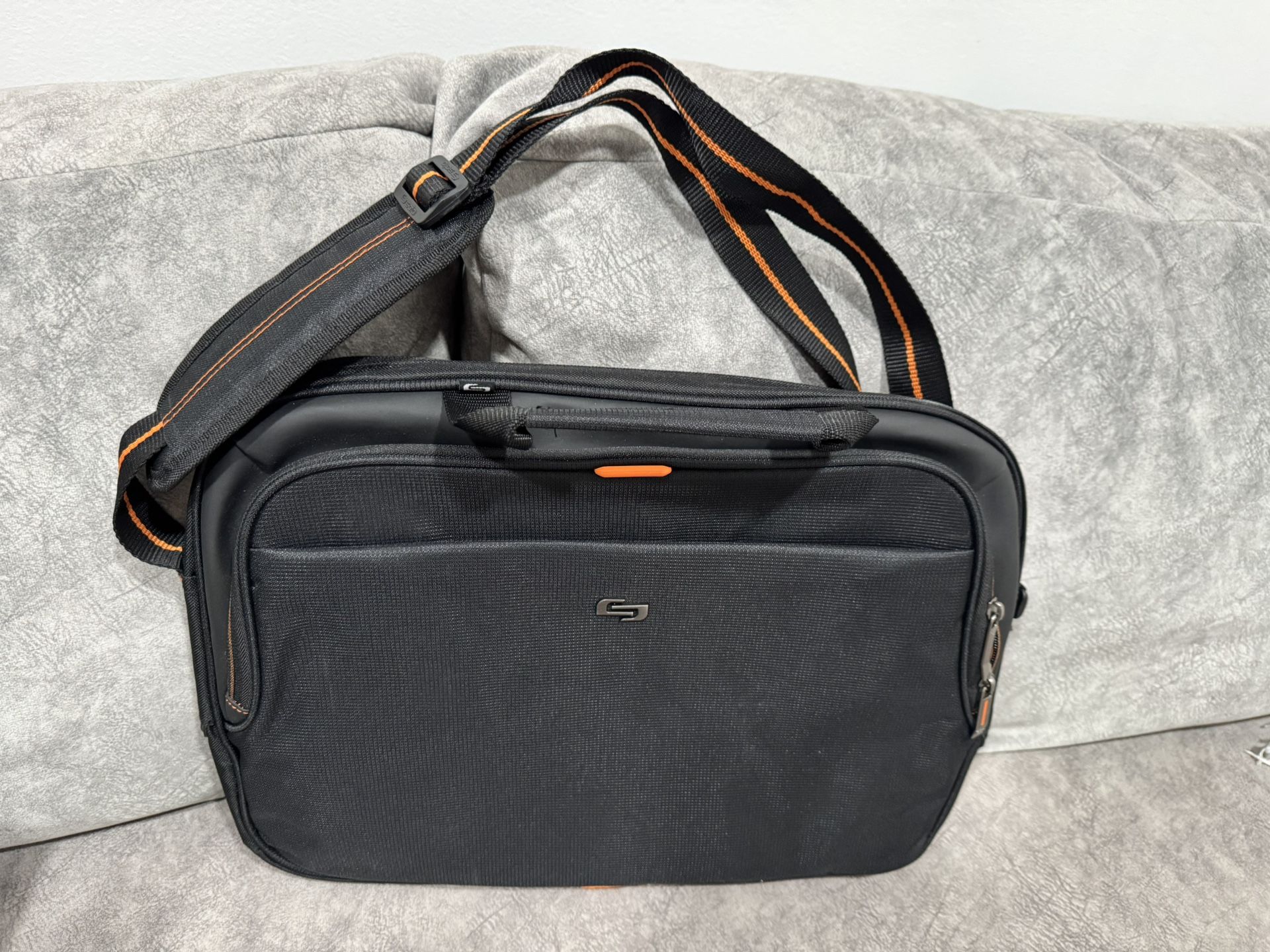 Solo New York 15.6" Laptop Messenger Bag - New