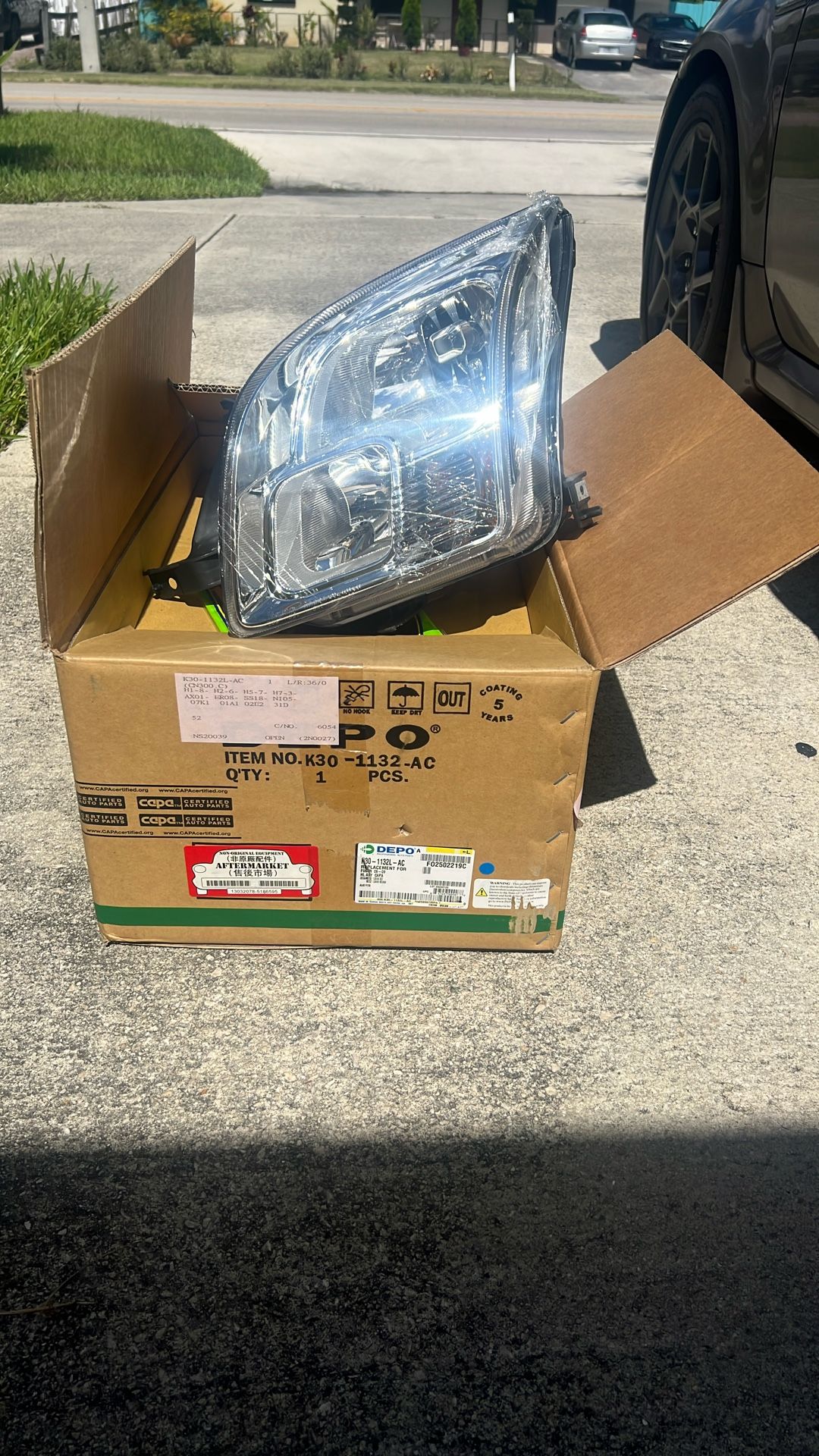 08 Ford Fusion Headlight Assembly