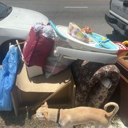 FREE BABY STUFF AND CLOTHES EVERYTHING IS ON THE STREET