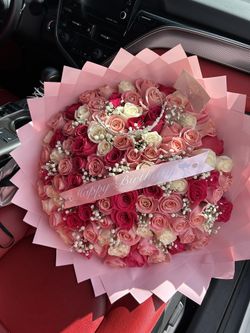 Ramo/ Flower Bouquet