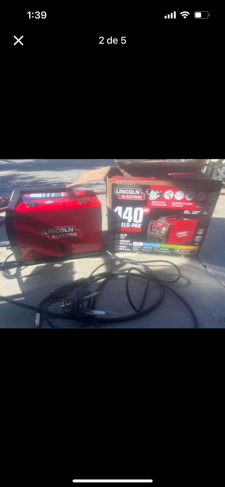 Lincoln Electric 140 Amp Weld Pak 140 HD MIG Wire Welder w/Magnum 100L Gun, Sample Spools MIG Wire and 2 Flux-Cored Wire 115V Starter Kit.