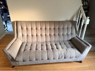 Modern Tufted Loveseat Sofa – Good Condition