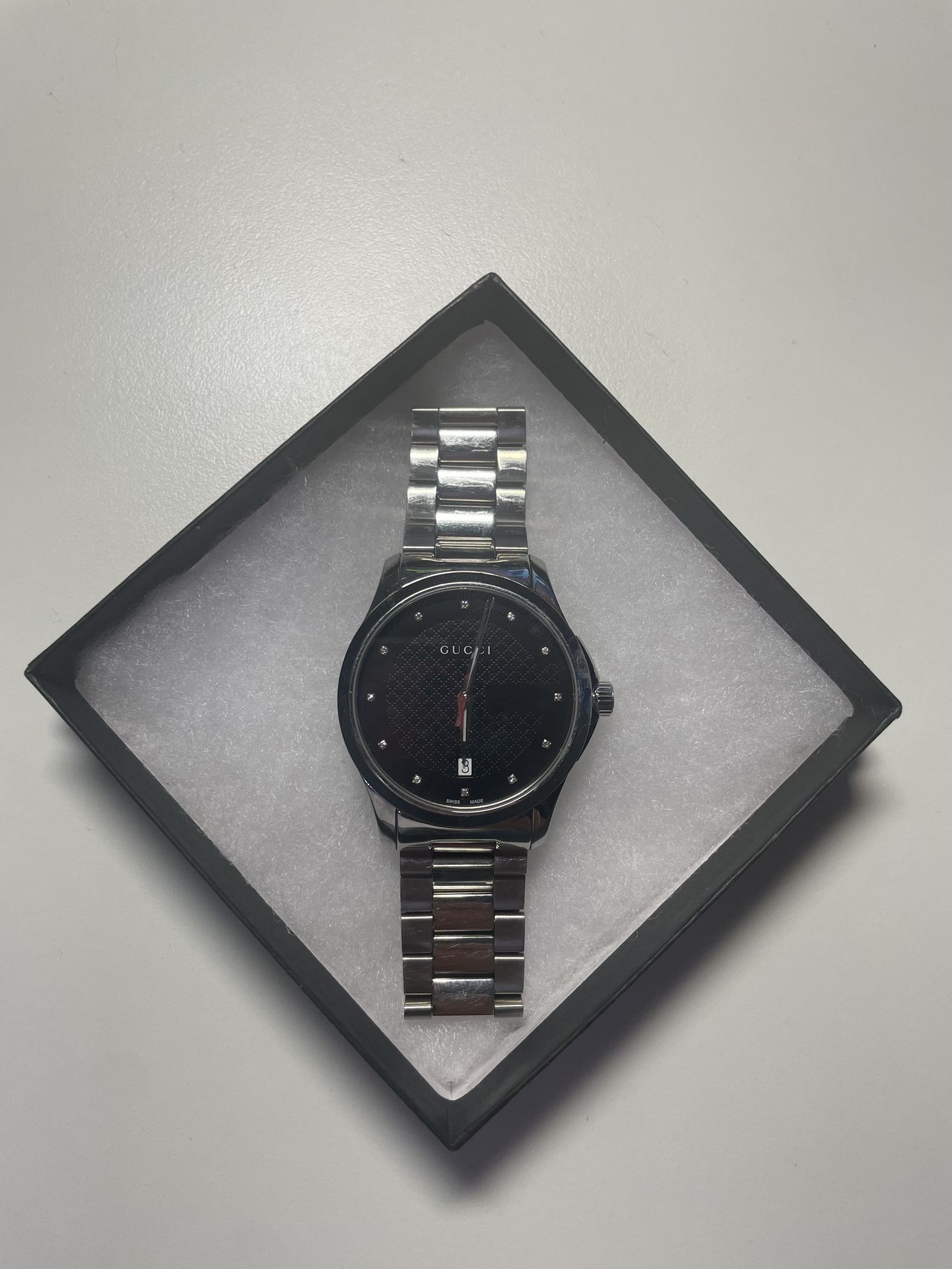 Timeless Dial Steel Gucci Watch