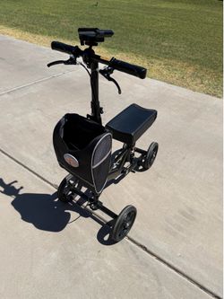 Knee Scooter Knee + Crutches Walker for Foot Surgery, Broken Ankle