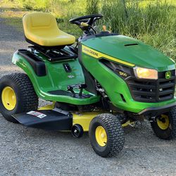 John Deere S100 Riding Lawn Mower Tractor 42” Deck Auto 17.5HP 12hrs