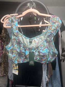 Size Large