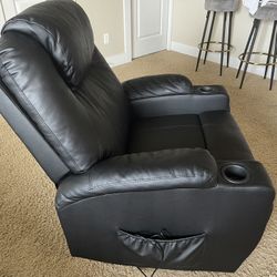 Recliner (Brand New)