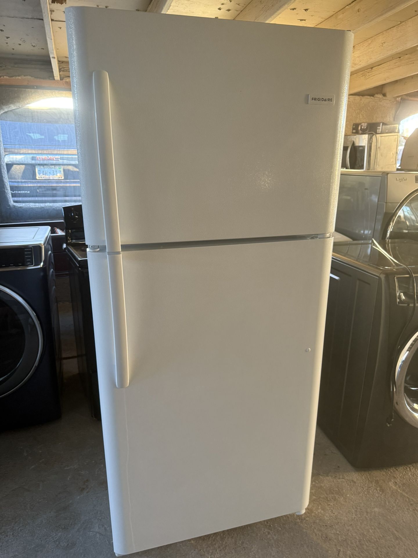 Frigidaire Top Bottom Refrigerator