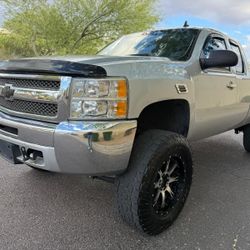 2013 CHEVY.SILVERADO LT,.RWD,.1500,.CLEAN AUTO.CHECK, COLD.AC, RUNS.GREAT,.V8, FINANCE AVAILABLE 🚘