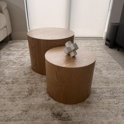 Round Nesting Coffee Table Set of 2, Modern Handcraft Wood