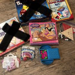 LOT 6 KIDS LEARNING GAMES & PUZZLES CHUTES & LADDERS PIG JAX TRAVEL CONNECT FOUR JACKS TRICKY TRIANGLE