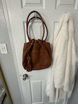 Hand bag