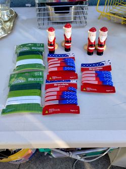 Pulseras y adornos de navidad todo por $12