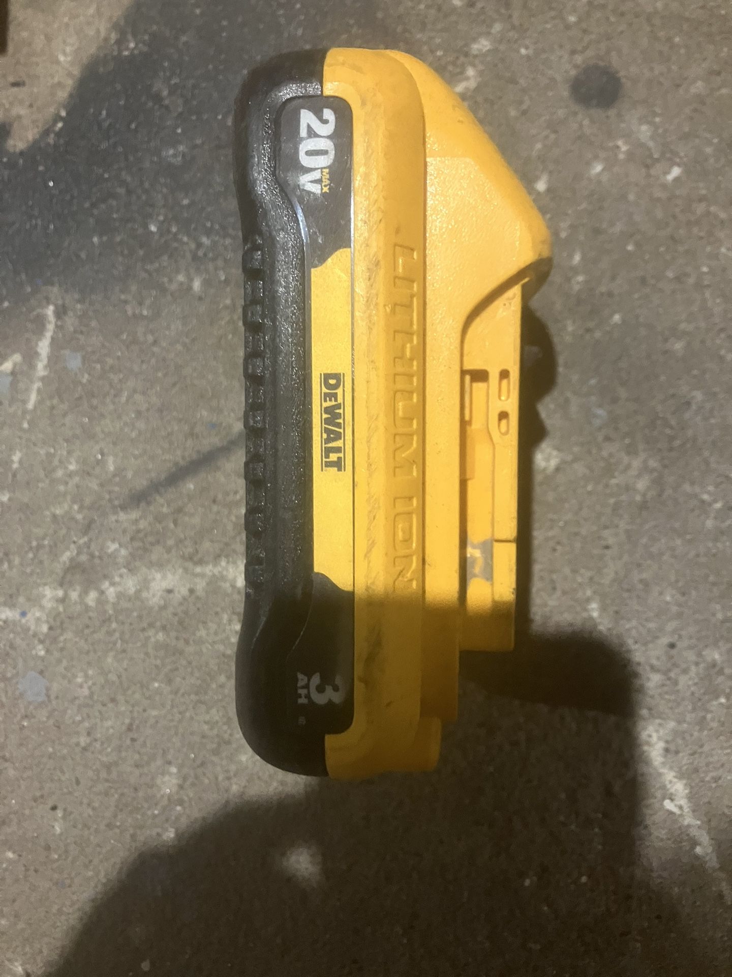 20v 3amp Dewalt Battery
