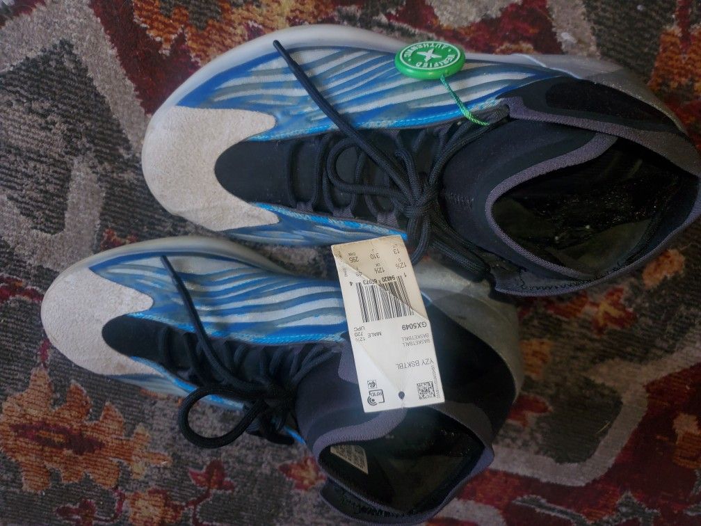 YEEZY B-BALL 12.5