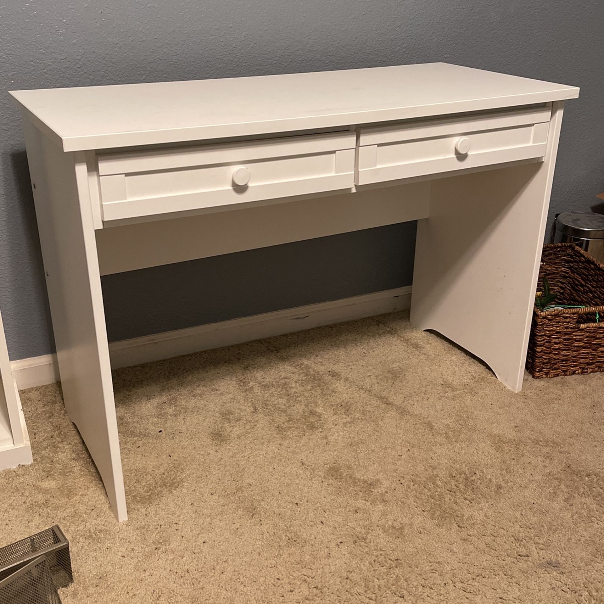 Desk, White