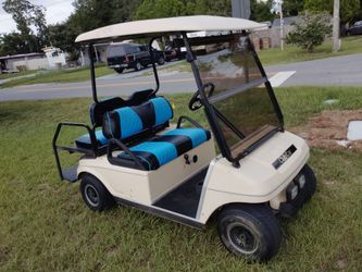 2000 Club Car DS Golf Cart with Charger.