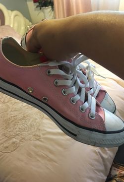 Converse size 8 used just need to clean them perfect condition