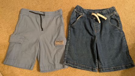 Boys size 8 shorts
