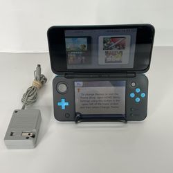 Nintendo *New* 2DS XL - JAN-001 Black/Turquoise Handheld Video Game System w/charger 