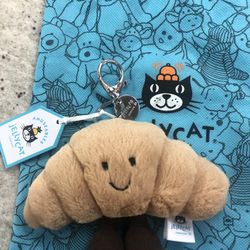 New JellyCat London Croissant 🥐 Keychain 