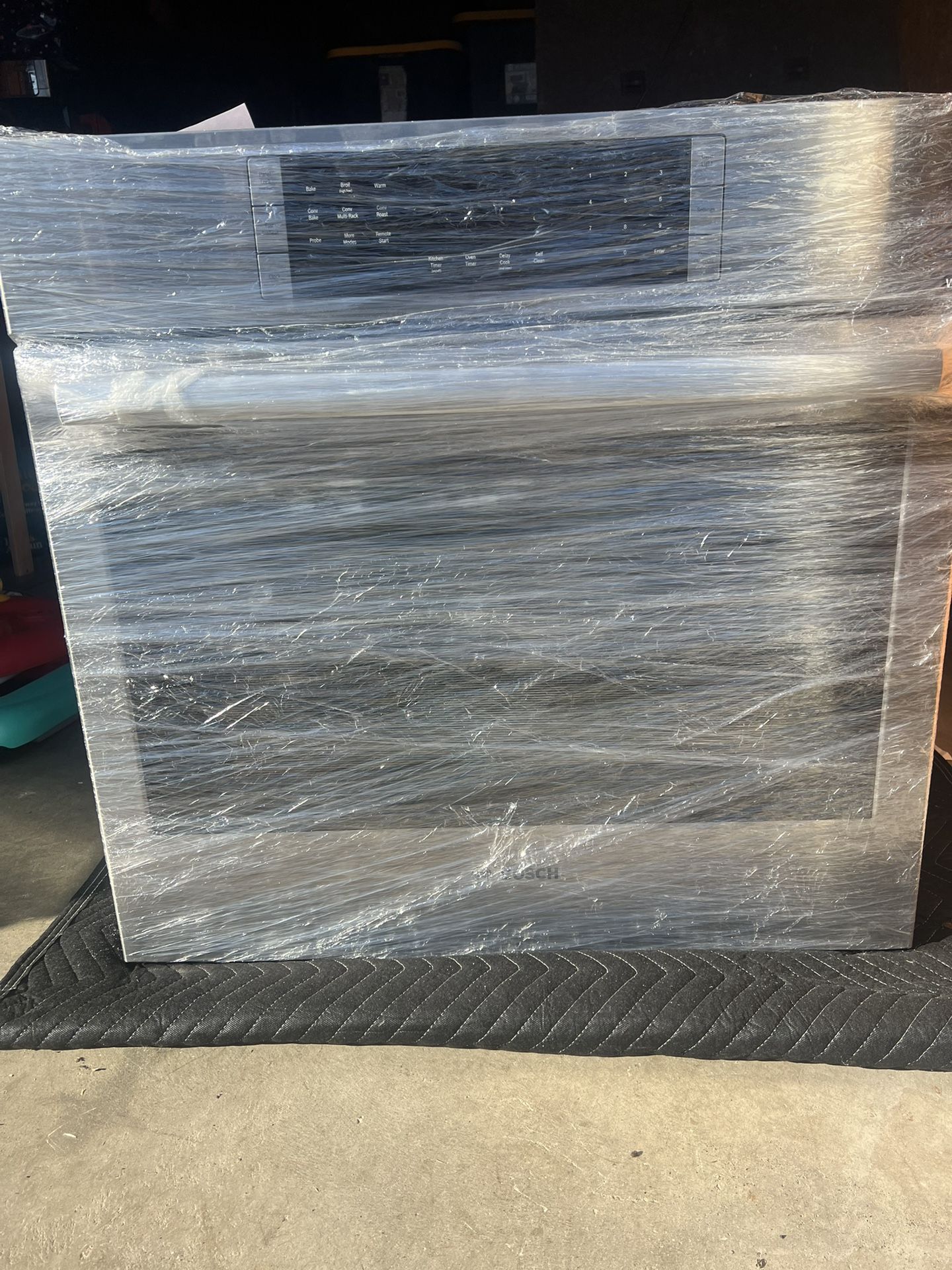 Brand New Bosch Wall Oven