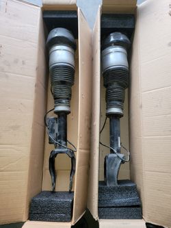 Mercedes-Benz GL550 Front Air Suspension Struts Airmatic