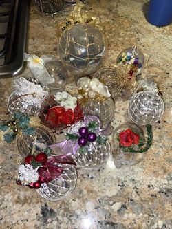 she’ll ornaments from hawaii