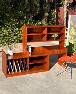 Danish Modern Modular Wall Unit | Expanding Media Record Console & Credenza
