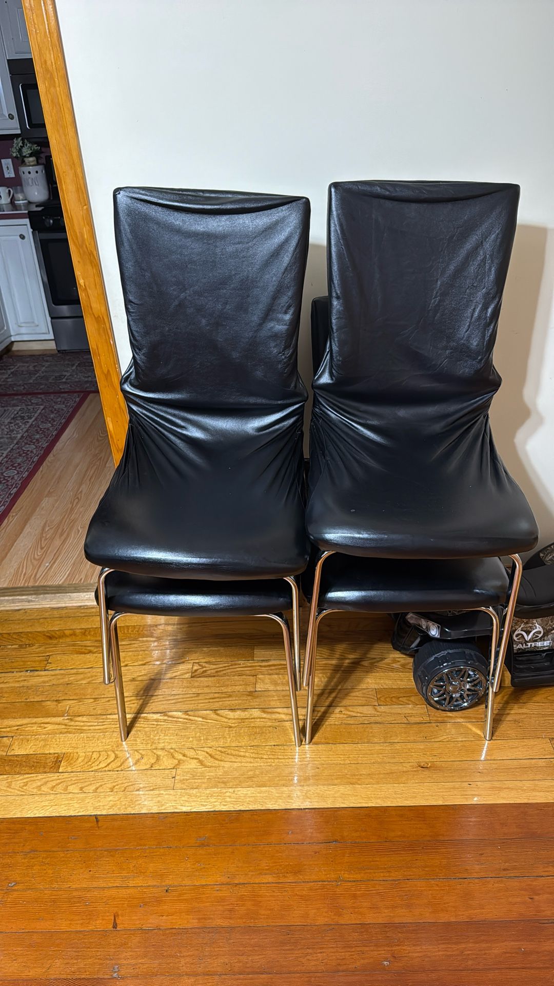 free chairs