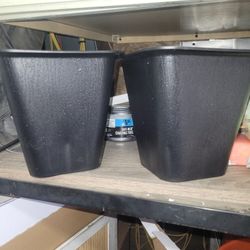 2 Furniture Risers 