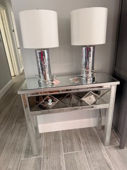 Mirror console table with free lamps