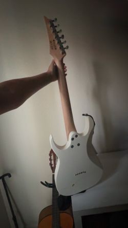 Electric guitar